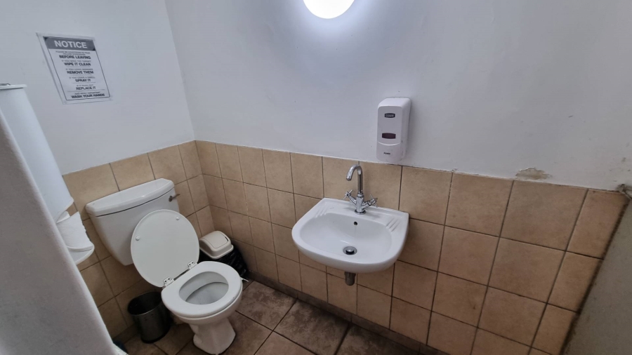 To Let commercial Property for Rent in Woodstock Western Cape